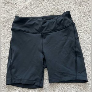 Outdoor Voices 6’ Biker Shorts